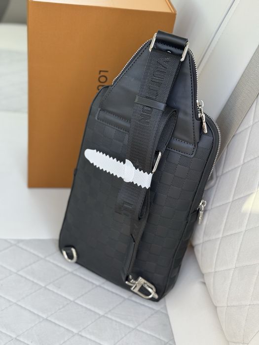 Чоловіча мужская сумка бананка слінг Louis Vuitton