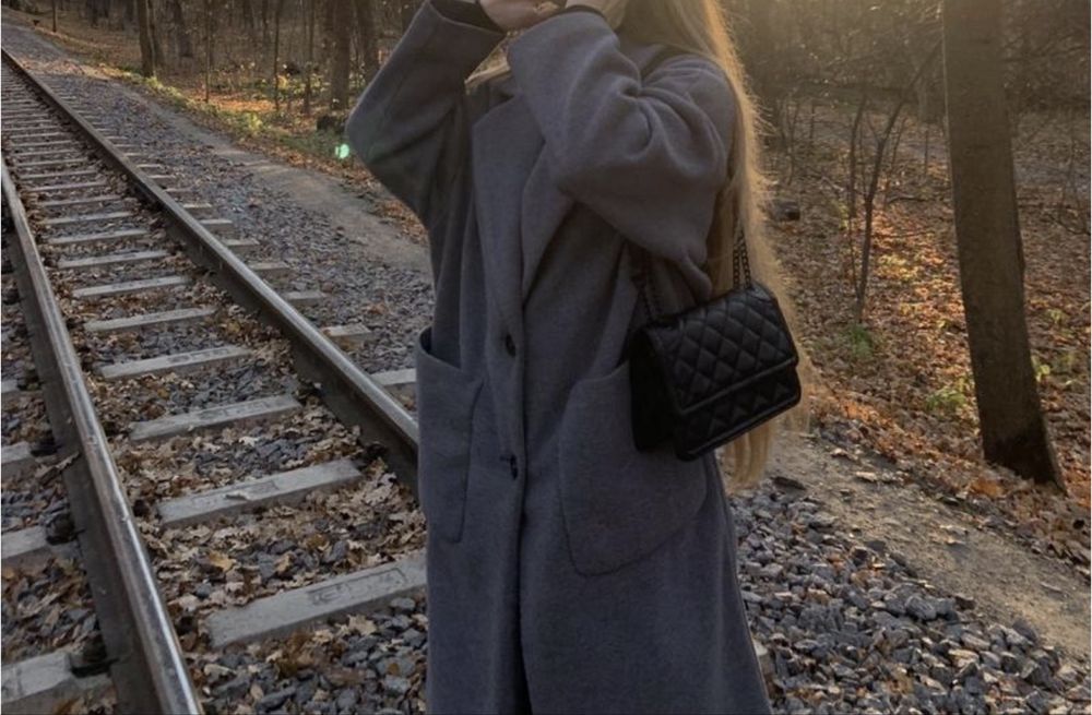 Сіре пальто zara