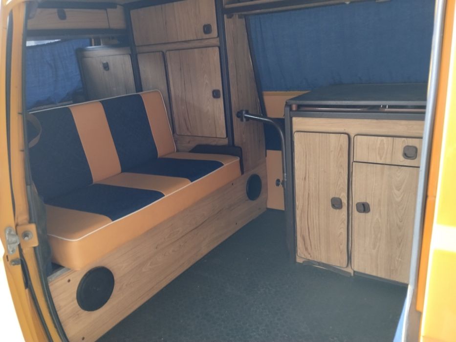 Volkswagen Transporter T3 Camper Carthago – 1988