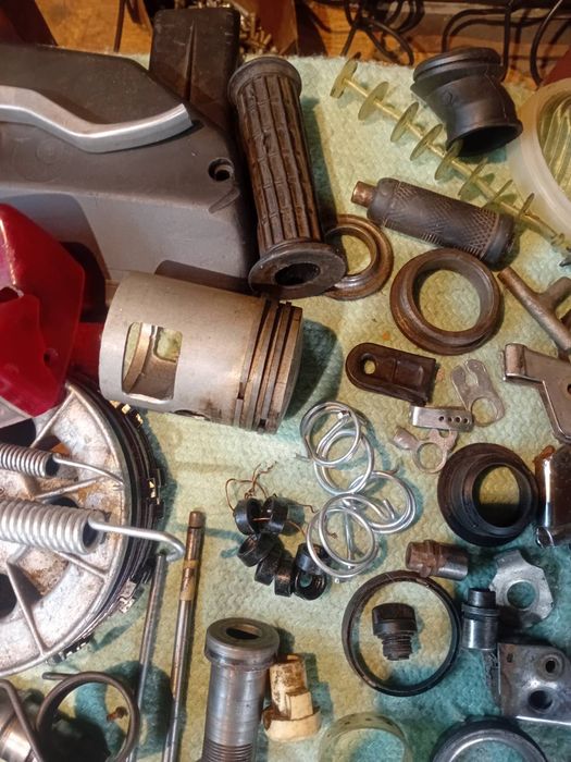 Продам катушки 6в ява