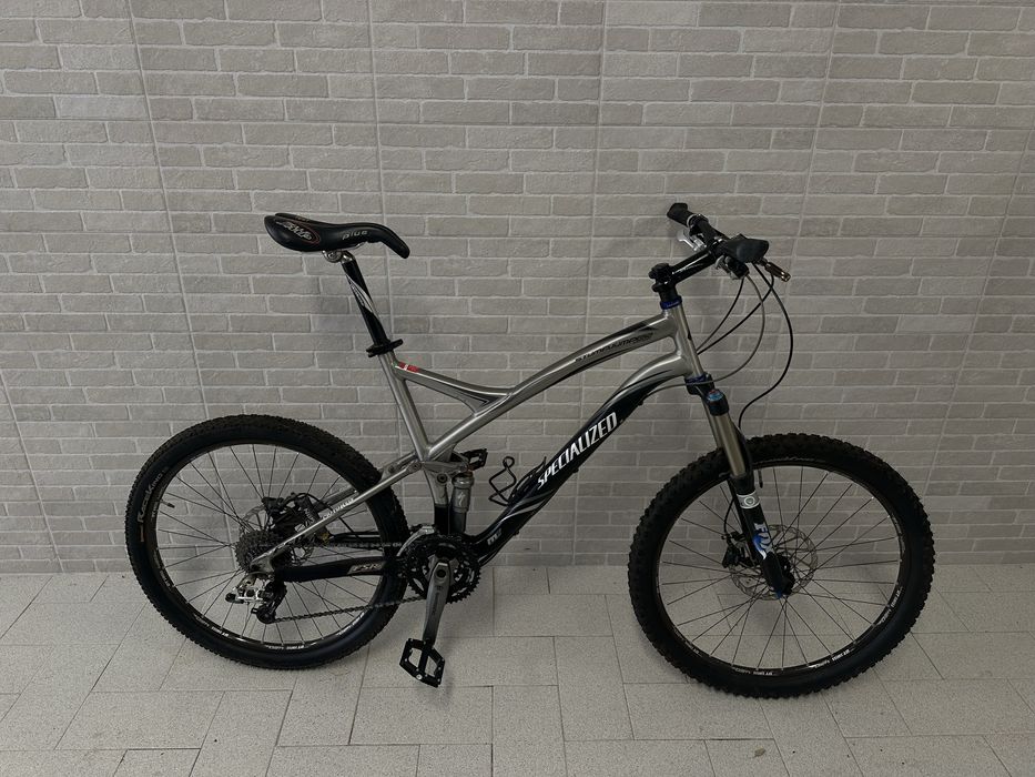Specialized Stumpjumper - Roda 26 - Quadro XL