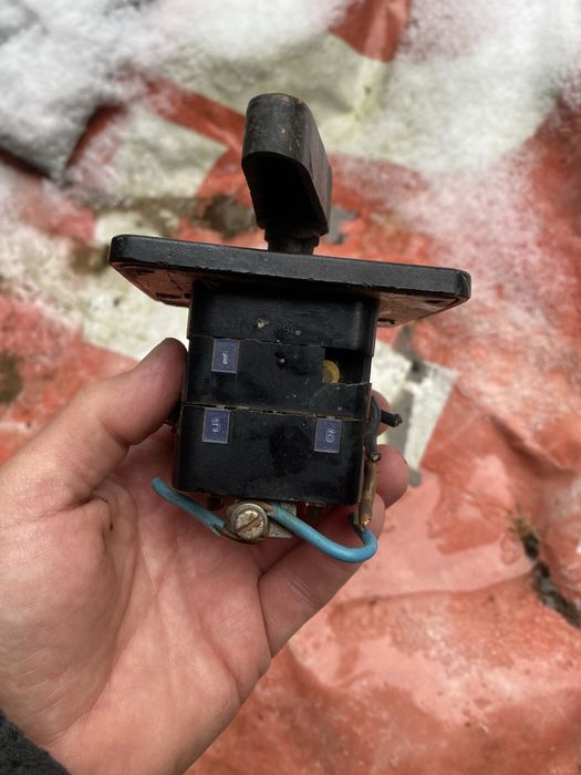 Włącznik prądu siła lub 230 V