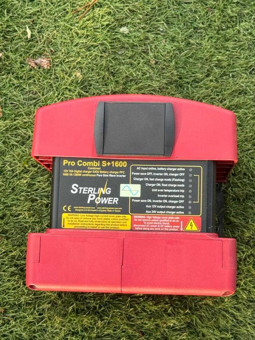 Inversor/Carregador Sterling Power Pro Combi S+ 1600: Onda Pura