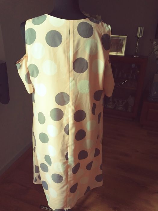 Sukienka prosta grochy lato 40 luzna