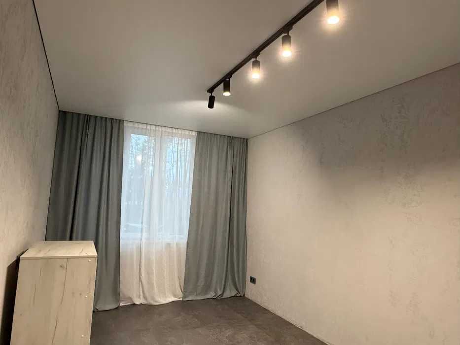 Ніхто не жив! Простора квартира з ремонтом. При вїзді. Газ.