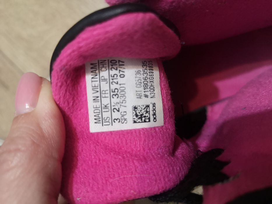 Buty adidas 33-35 wiosenno-jesienne