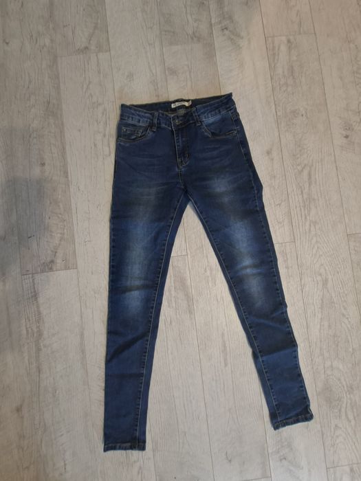 Spodnie jeansowe damskie