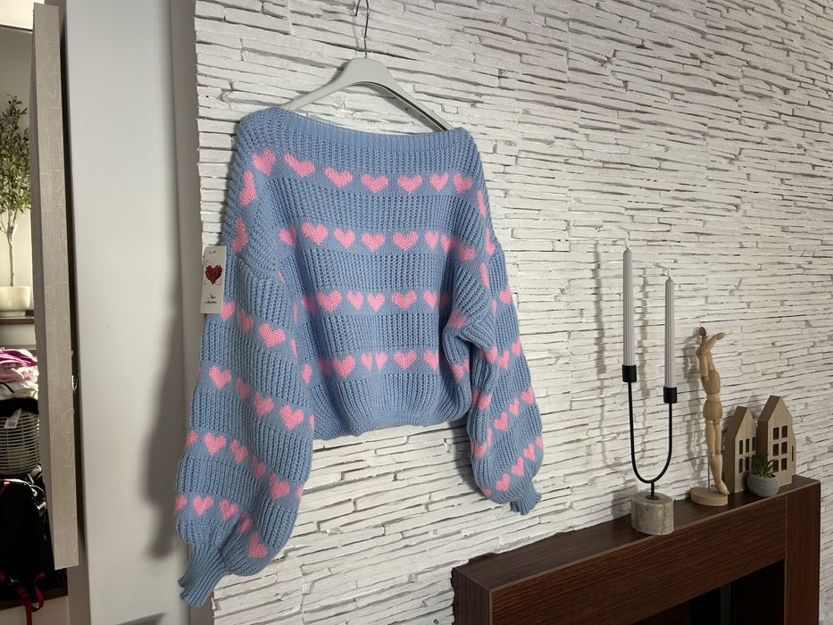 Wiosenny krótki sweterek serca damski z szerokim rękawem S M L
