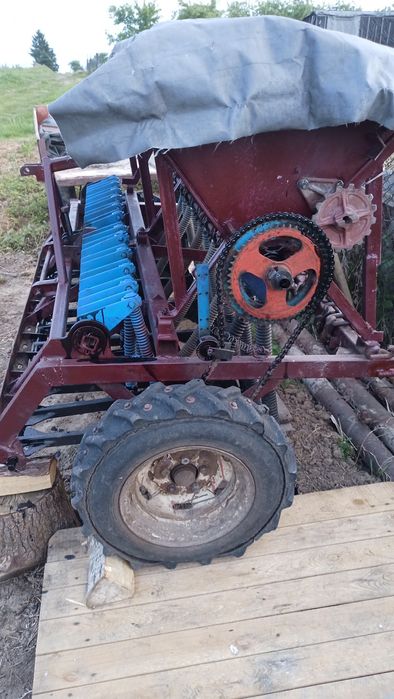 Продам сівалку сз 1.8