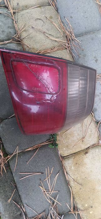 Tylnia prawa lampa Mitsubsihi Galant