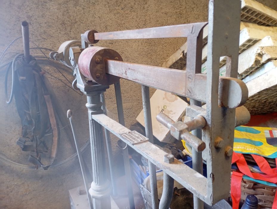 Vendo balança antiga