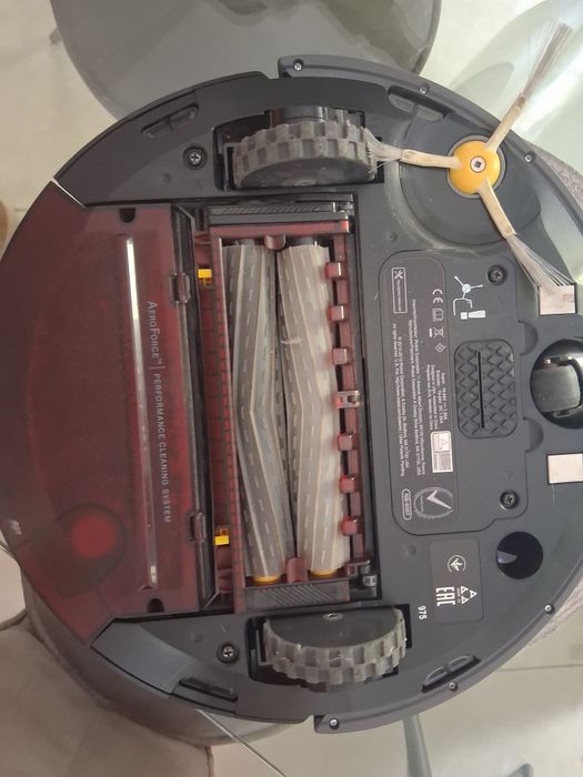 Romba i5 bom estado de bateria e limpeza