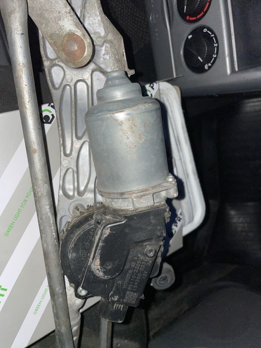 Мотор дворників Toyota Camry 40