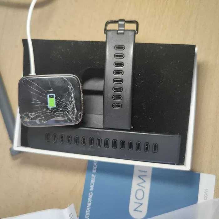 Nomi W20 Black, Смарт-годинник