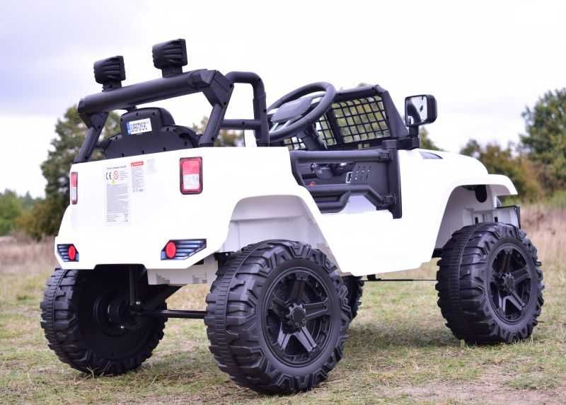 Auto samochód na akumulator JEEP DARK NIGHT dżip SUV jeździk autko RC