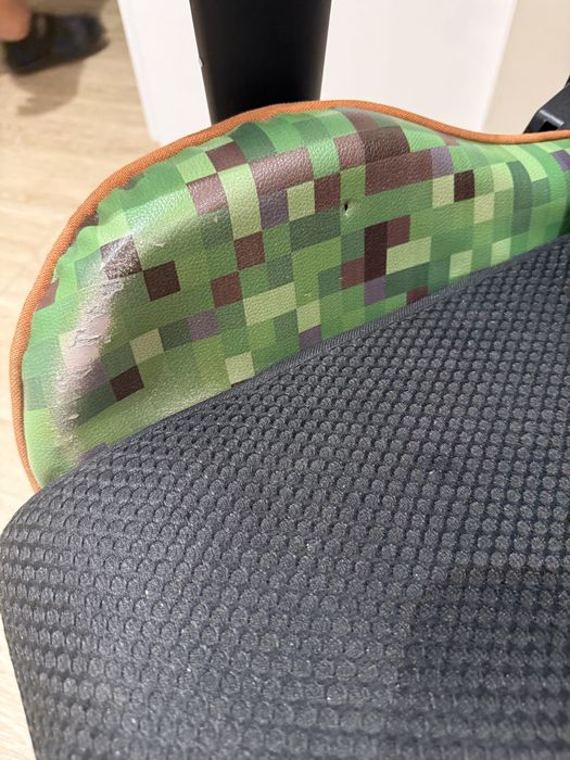 Fotel do komputera minecraft dla dziecka na okolo 8-10 lat