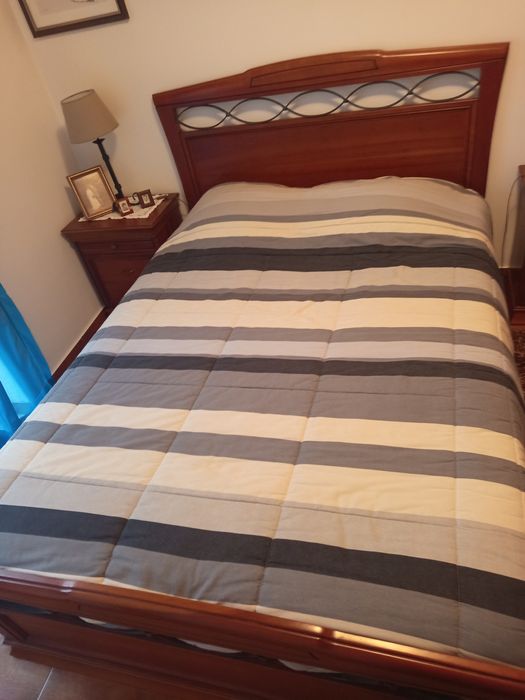 Mobília quarto em mogno