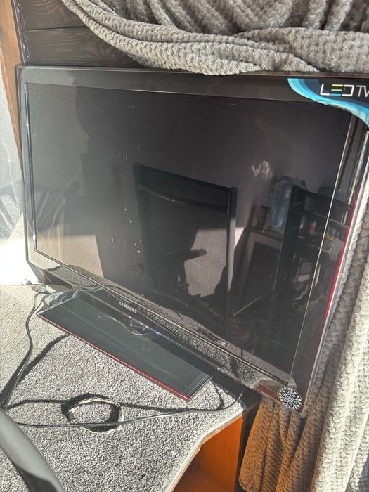 Telewizor led 40 cali