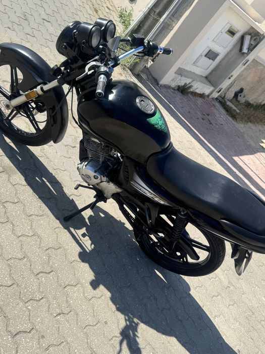 Mota 125 impecavel