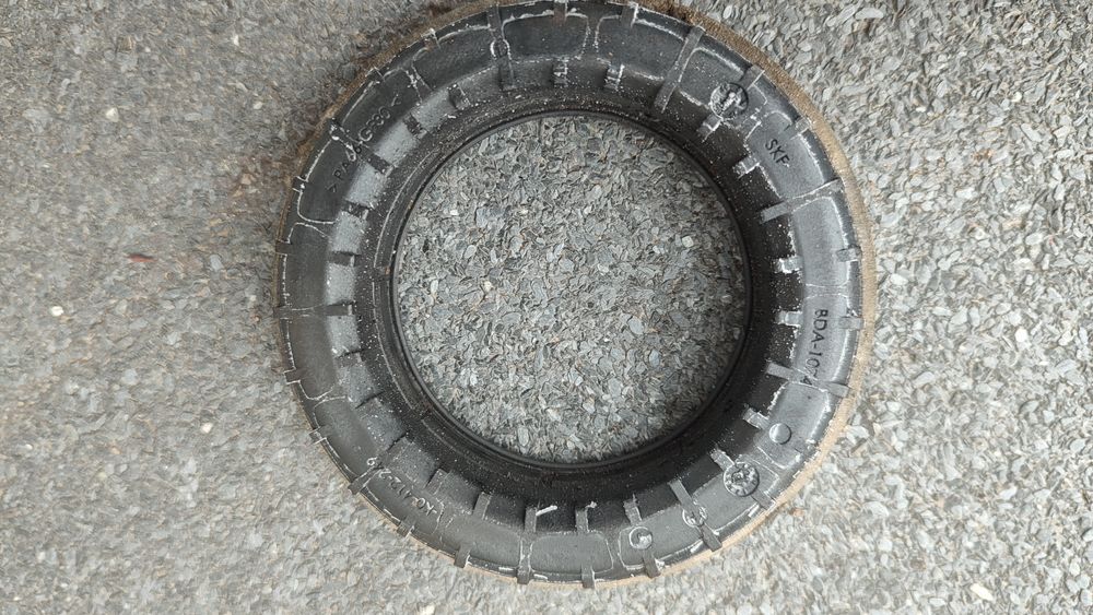 Опорний підшипник