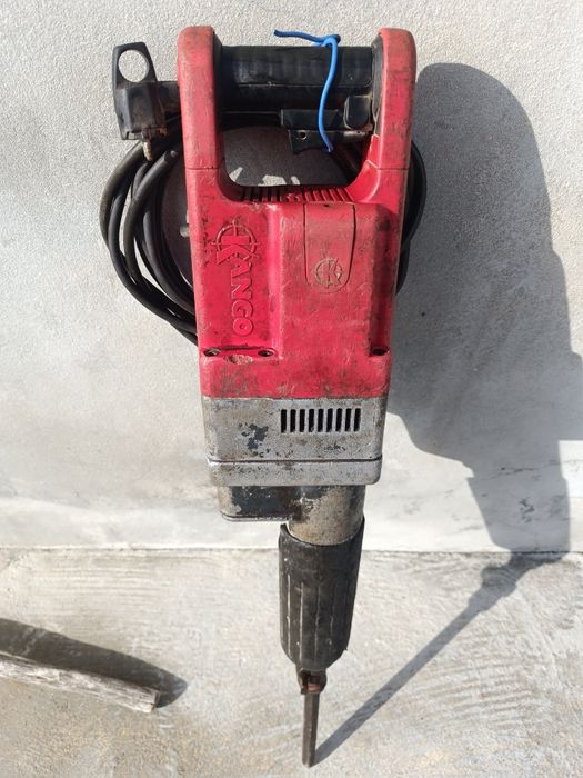 Martelo pneumático a funcionar bem