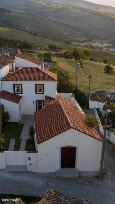 Uma casa com alma, onde a história ganha uma nova vida.