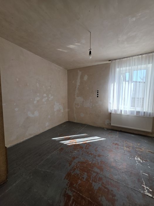 Продам будинок біля ЖД, район Будівельників