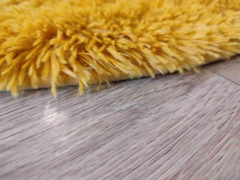 Nowy żółty dywan okrągły puszysty Shaggy 90 cm