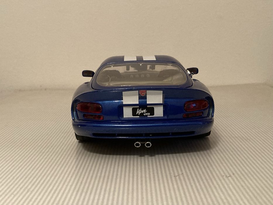 Miniatura Dodge Viper Burago 1:18