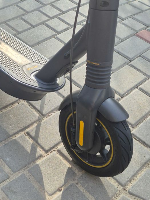електросамокат Segway-Ninebot MAX G2 D 2025 рік