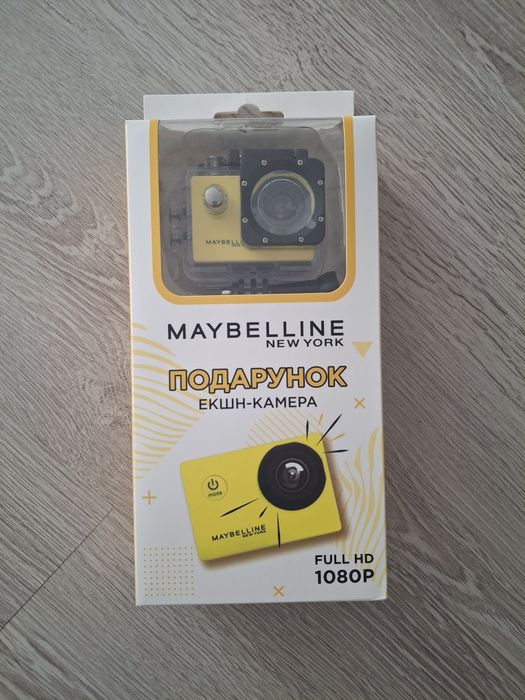 Екшн камера Maybelline