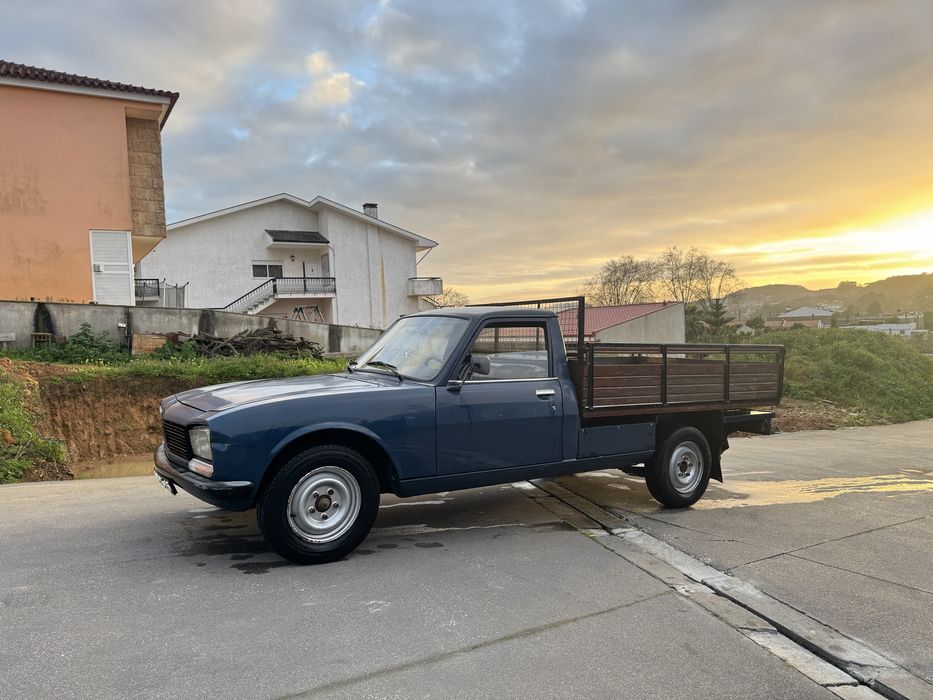 Peugeot 504 caixa aberta 120000km pintura de origem