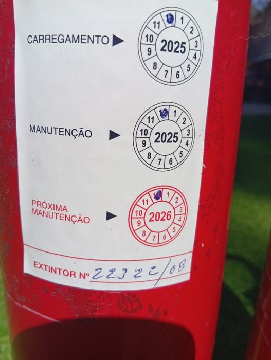 Extintores validade 12/2026