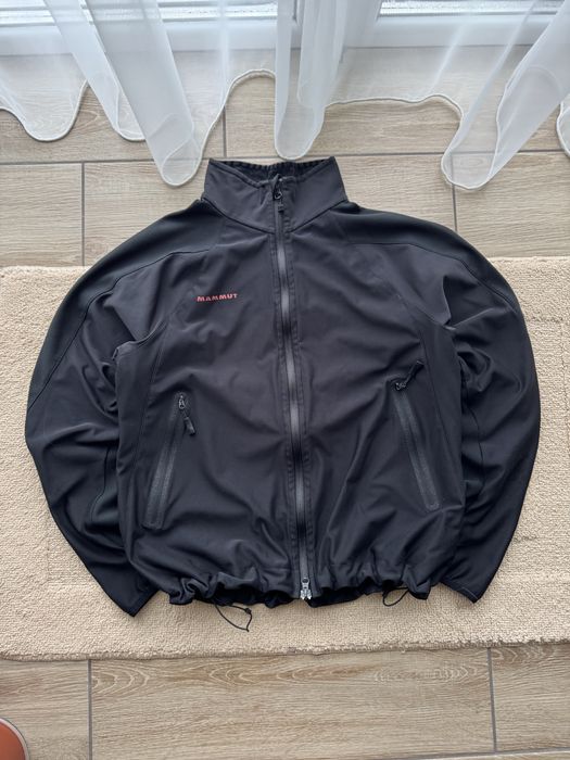 трекінгова куртка mammut windstoper чорна