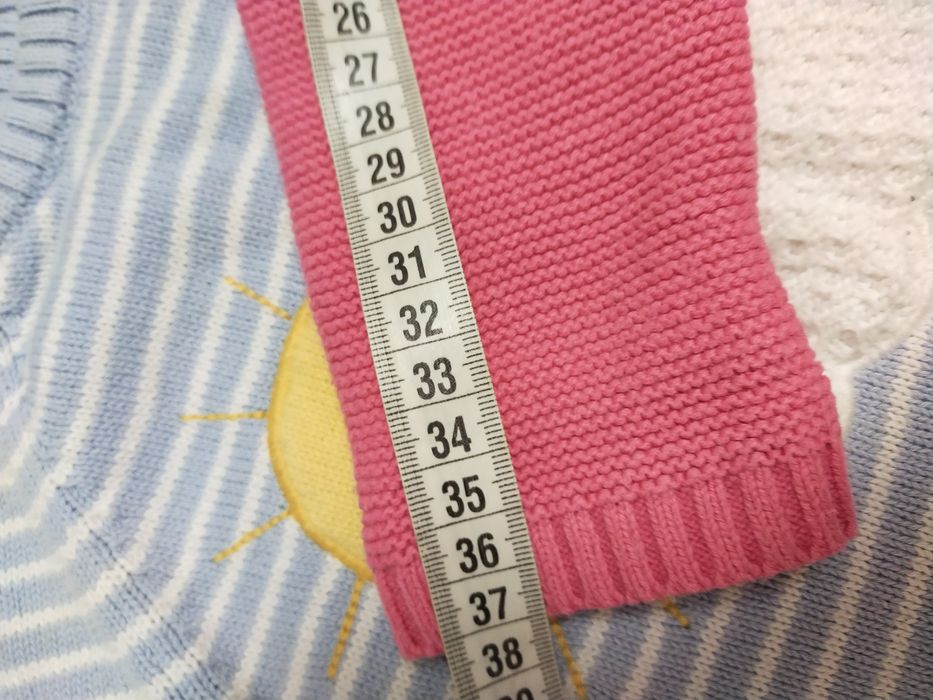 Набір светрів для дівчинки