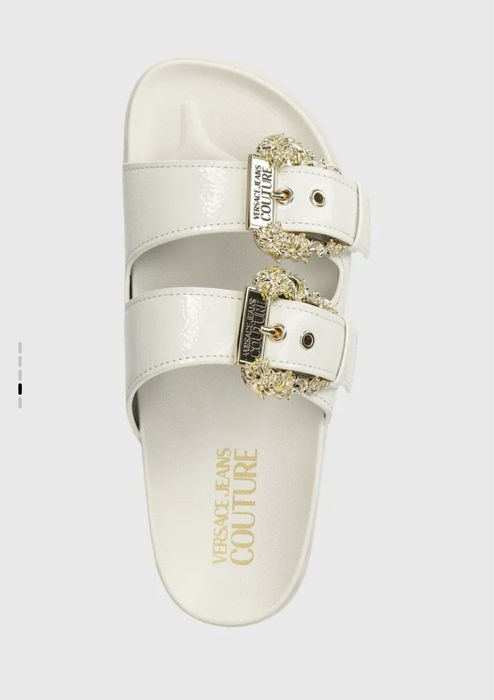 Шлепки, сандали Versace