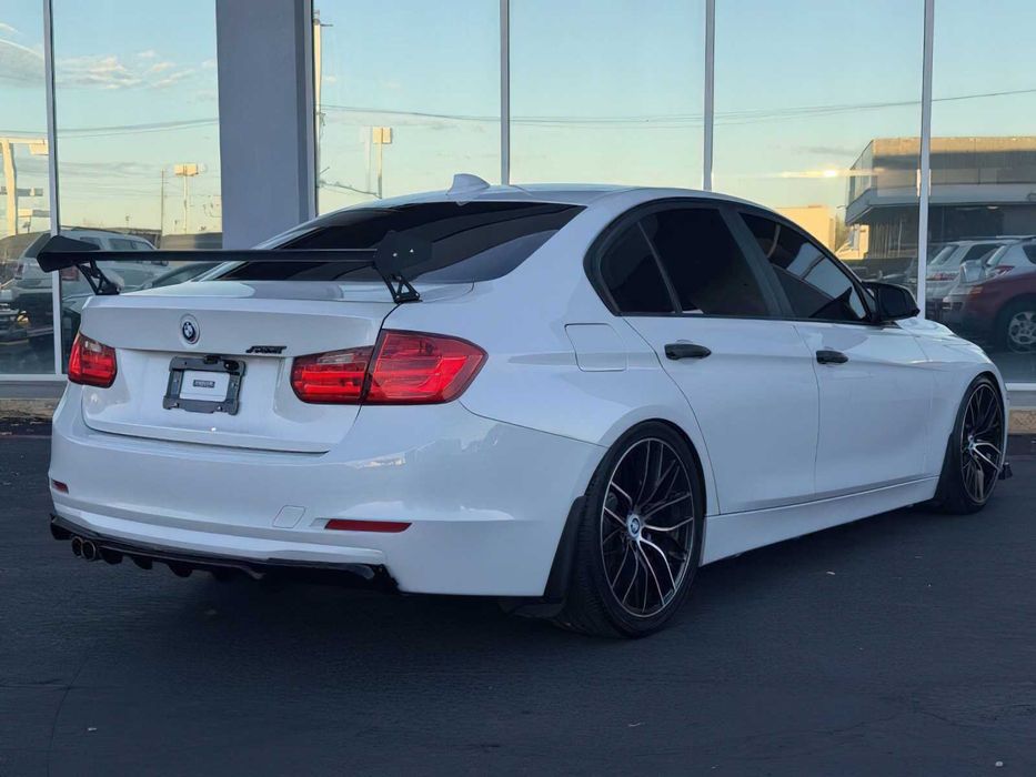 BMW 3 Series 328i      2014