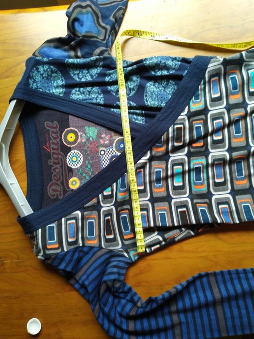 Vestido da Desigual com oferta de carteira