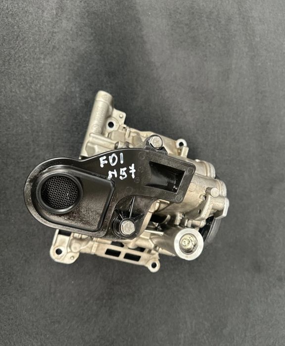 Bomba de oleo OEM BMW 3.0d N57 2009- EPC N57D30A