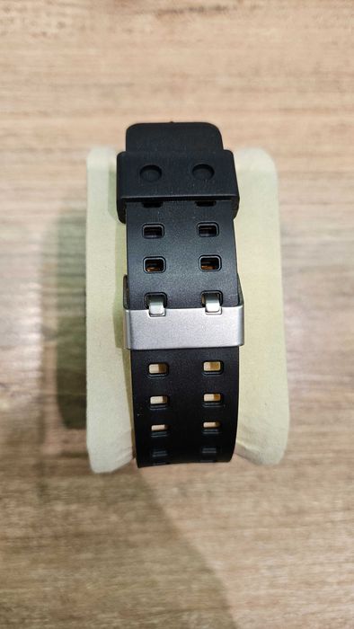 Casio G-Shock czarny mat ze złotym GA-700BR-1AER idealny!