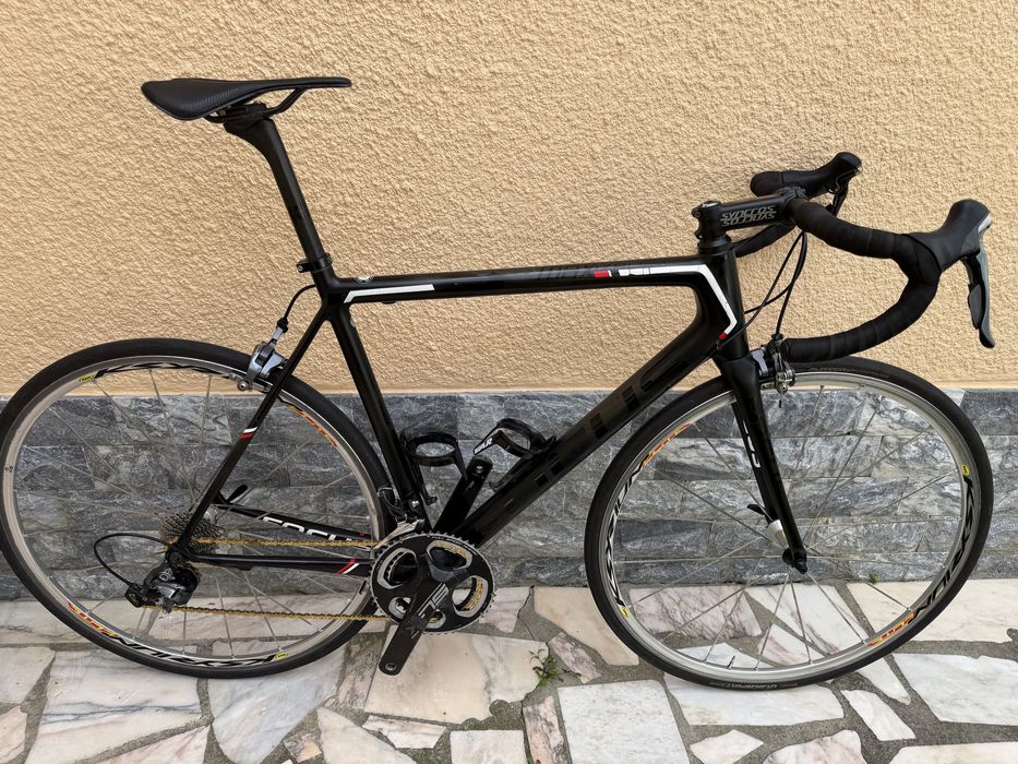 Focus Izaco Max L Full Ultegra 11v