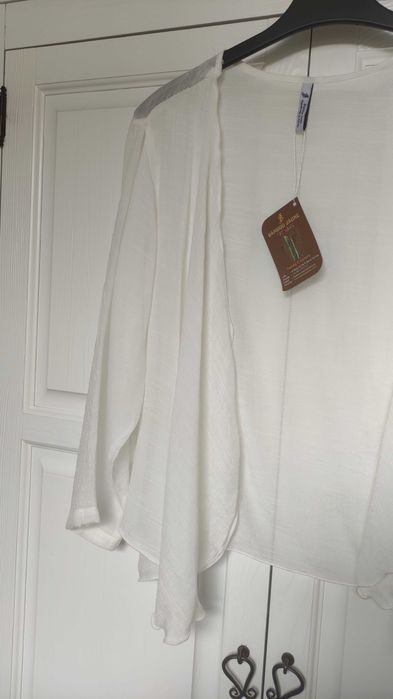 Nowa, biała, bambusowa, lekka narzutka ślubna, rozmiar XS-M