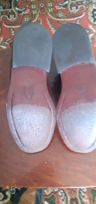 Ботінки 40 розміру