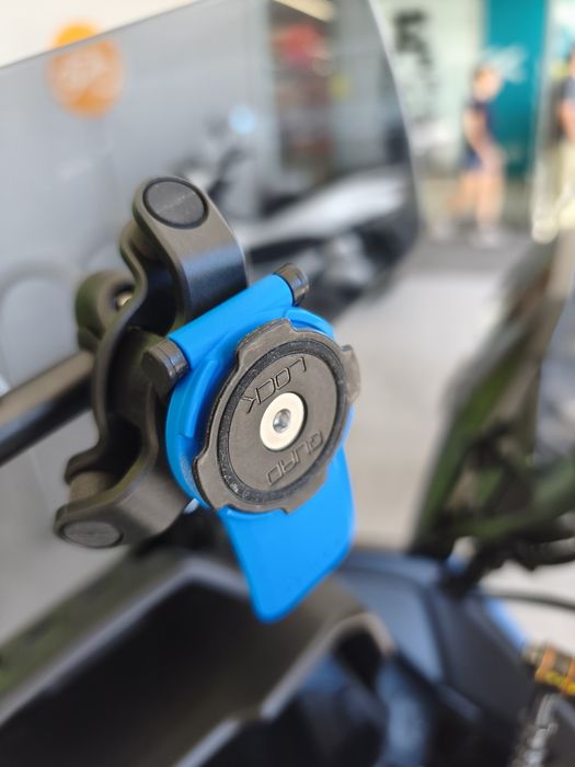 Kit Suporte Moto Quad Lock Completo com Anti-Vibrações (Como Novo)