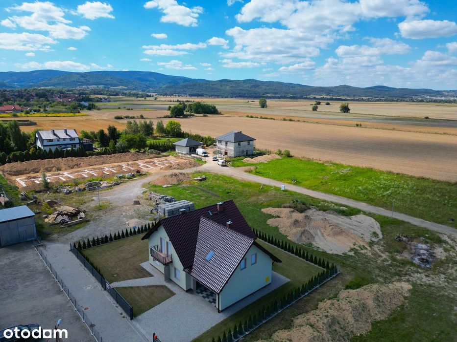 Dom Marzeń U Stóp Gór – Wprowadź Się Od Zaraz!