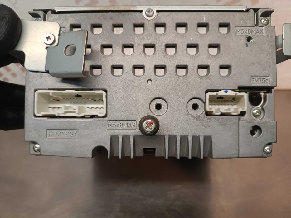 AUTO-RADIO ORIGINAL MAZDA 6 - CQ-EM45701A