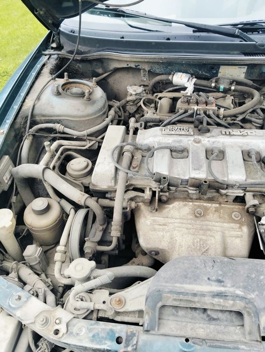 Продам свое авто Мазда 626GE