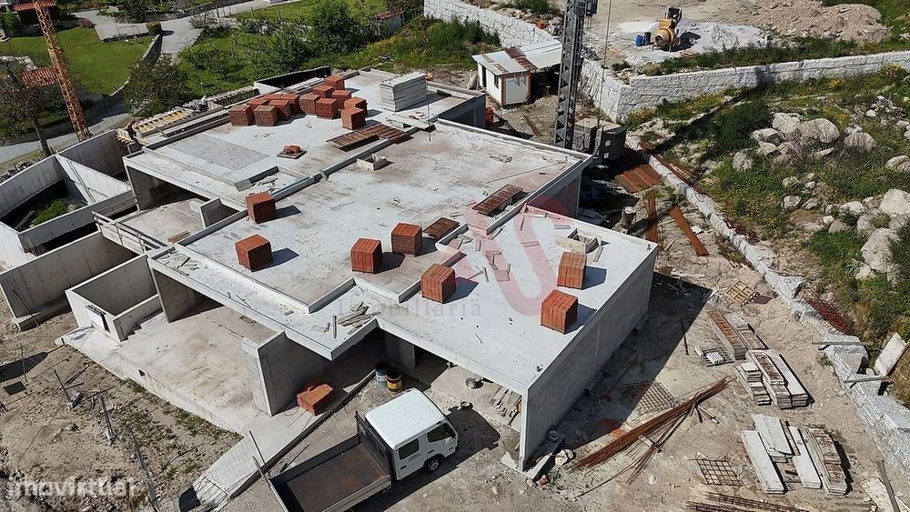 Moradia T3 em Construção com Acabamentos de Excelência