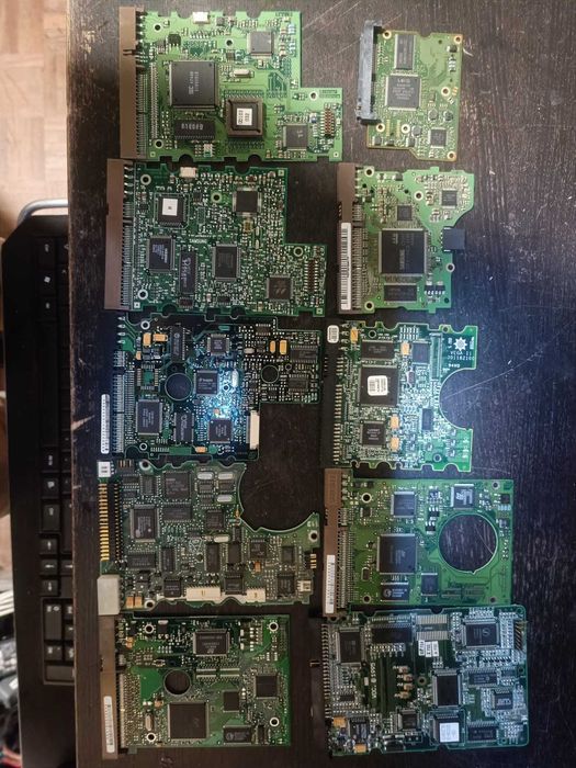 PLACAS CONTROLADORAS (PCBs) Discos HDD - Recuperação de dados
