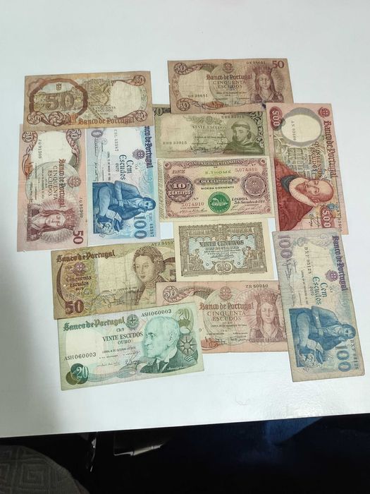 Conjunto de notas antigas